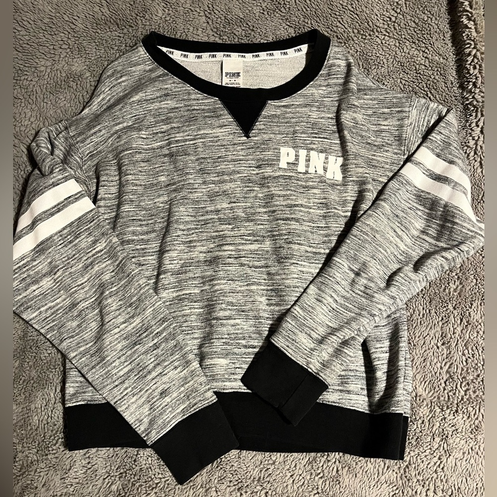 VS PINK Gray Crewneck Size M
